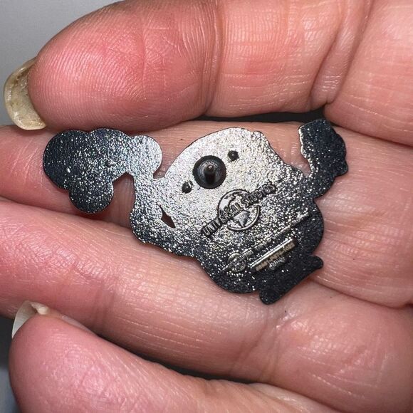 Universal Studios Minion Numbered Pin - Picture 8 of 11